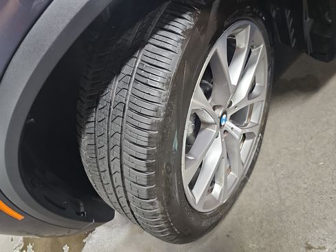 Used 2021 BMW X5 xDrive40i w/ Premium Package AWD/4WD image 35