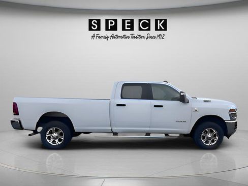 Used 2025 RAM 2500 Big Horn AWD/4WD image 6
