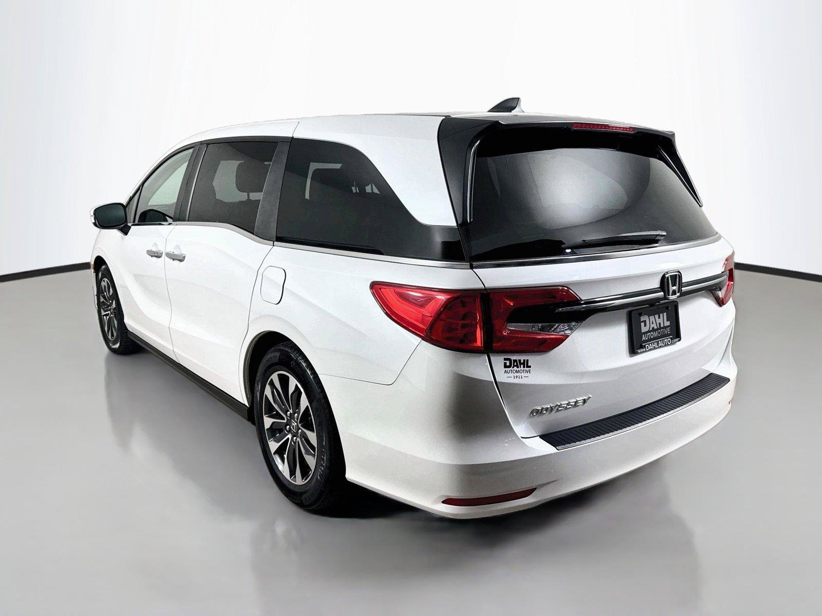 Certified 2024 Honda Odyssey EX-L image 10