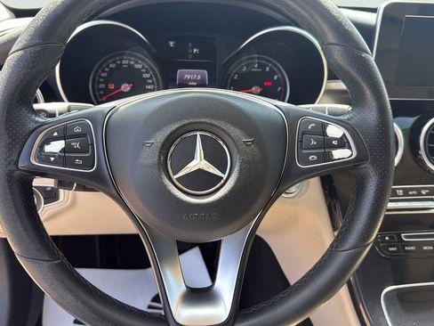 Used 2017 Mercedes-Benz C 300 Sedan image 11
