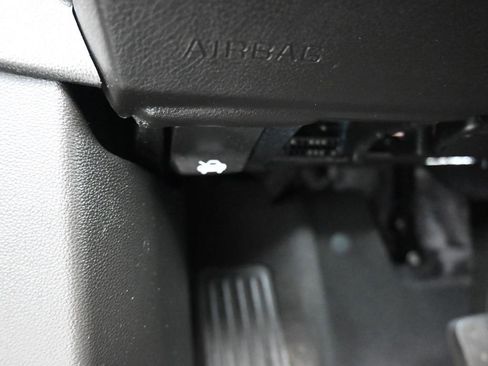 Used 2017 Cadillac XT5 Luxury w/ LPO, Wheel Lock Package image 25