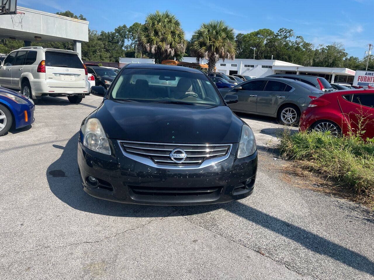 Used 2012 Nissan Altima 2.5 S w/ Special Edition Pkg FWD image 3