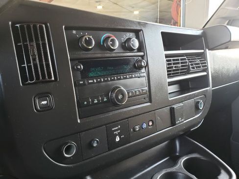 Used 2020 Chevrolet Express 2500 w/ Driver Convenience Package RWD image 17