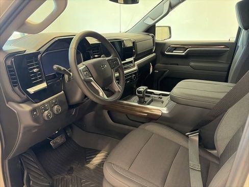 New 2026 Chevrolet Silverado 1500 RST AWD/4WD image 9