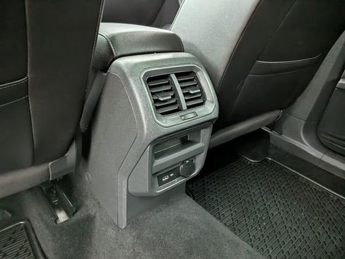 Used 2020 Volkswagen Tiguan SE R-Line AWD/4WD image 19