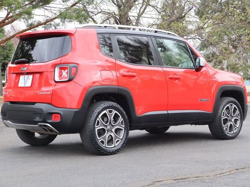 Used 2016 Jeep Renegade Limited image 5