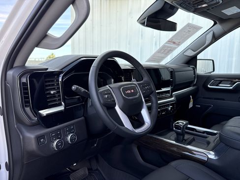 Used 2026 GMC Sierra 1500 Elevation w/ Elevation Premium Package image 17