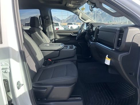 New 2025 Chevrolet Silverado 1500 LT image 22