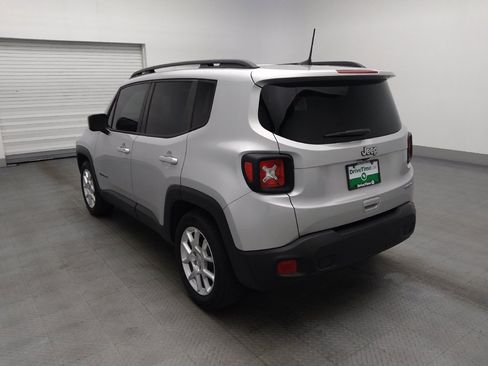 Used 2020 Jeep Renegade Latitude FWD image 5