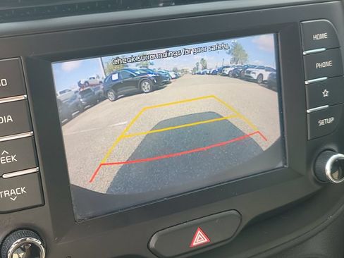 Used 2020 Kia Soul LX FWD image 24