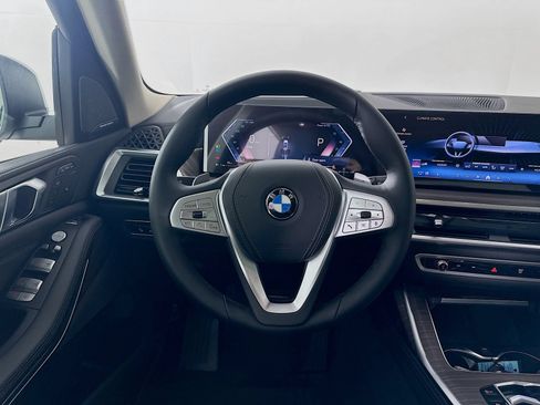 New 2027 BMW X7 xDrive40i w/ Premium Package AWD/4WD image 15