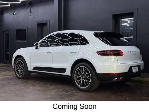 Used 2017 Porsche Macan S AWD/4WD image 7