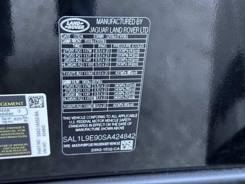 Certified 2025 Land Rover Range Rover Sport Dynamic SE AWD/4WD image 30