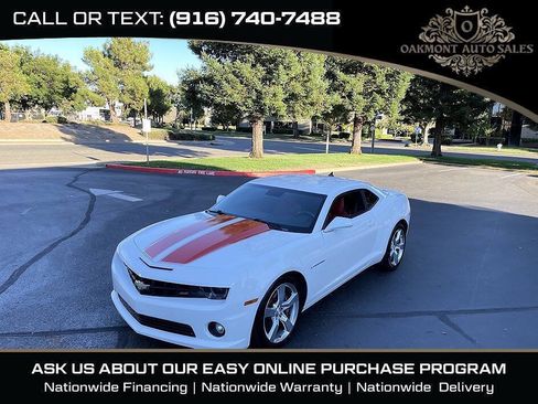 Used 2010 Chevrolet Camaro SS w/ RS Package RWD image 4