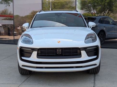 New 2026 Porsche Macan AWD/4WD image 6