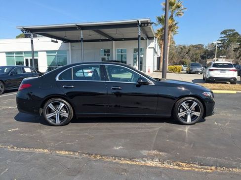 Used 2025 Mercedes-Benz C 300 Sedan image 4