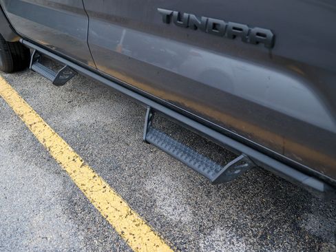 Used 2022 Toyota Tundra SR5 AWD/4WD image 13