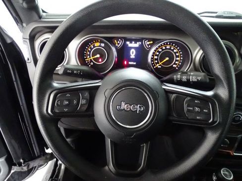 Used 2021 Jeep Wrangler Unlimited Sport image 5