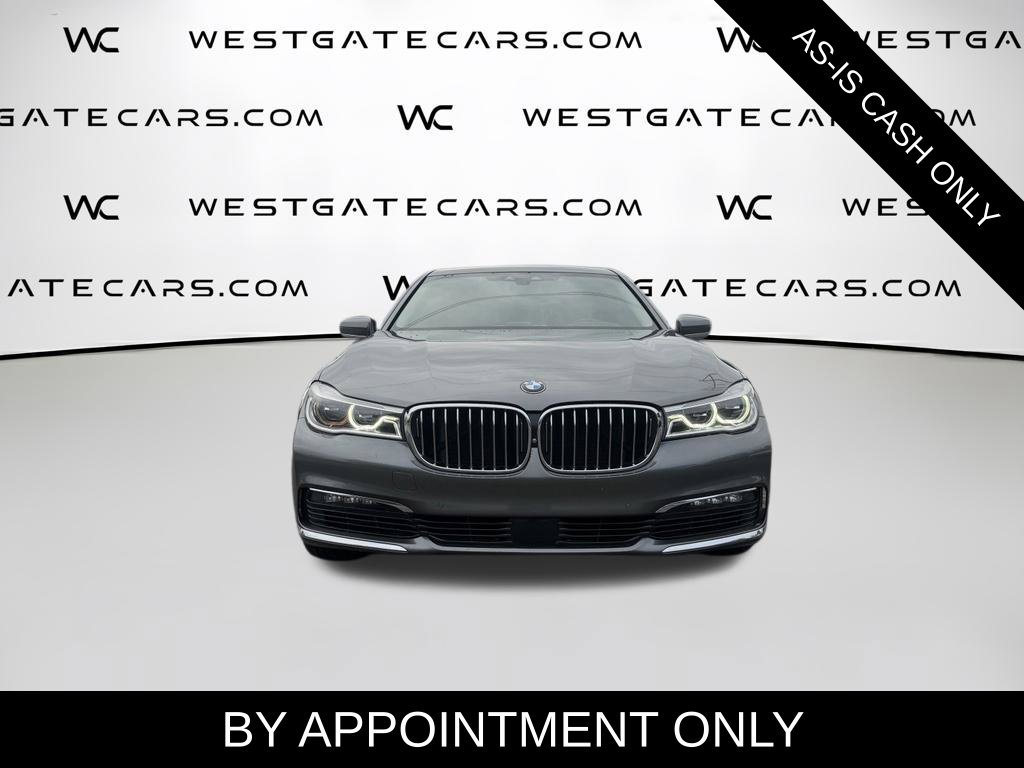 Used 2017 BMW 750i RWD image 9