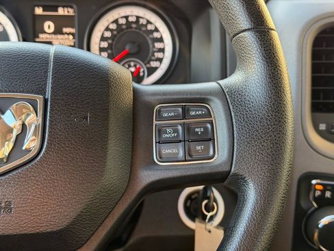 Used 2014 RAM 1500 Express image 18