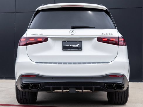 Used 2025 Mercedes-Benz GLS 63 AMG 4MATIC image 7