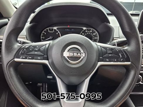 Used 2024 Nissan Altima 2.5 SV FWD image 26