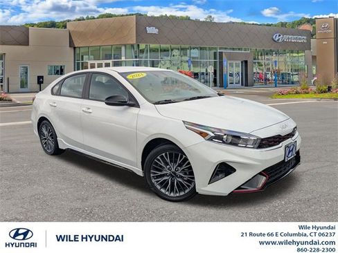 Used 2023 Kia Forte GT-Line image 1