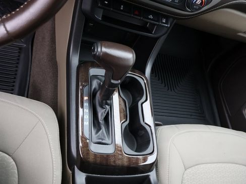 Used 2016 GMC Canyon SLE w/ SLE Convenience Package image 33