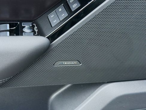 New 2026 Land Rover Range Rover Velar Belgravia AWD/4WD image 23
