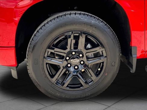 Used 2024 Chevrolet Silverado 1500 Custom RWD image 11