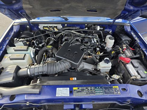 Used 2011 Ford Ranger XLT image 20