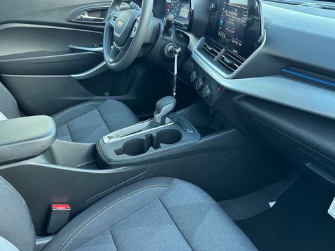 New 2026 Chevrolet Trax LS w/ LS Convenience Package image 15