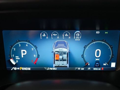 Used 2025 Ford F150 Raptor AWD/4WD image 17