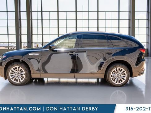 Used 2025 MAZDA CX-90 3.3 Turbo w/ Preferred Package AWD/4WD image 2