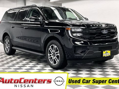 Used 2025 Ford Expedition Max Active AWD/4WD image 1
