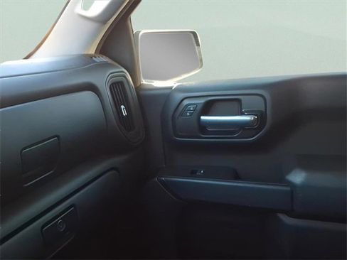 Used 2021 Chevrolet Silverado 1500 Custom image 18