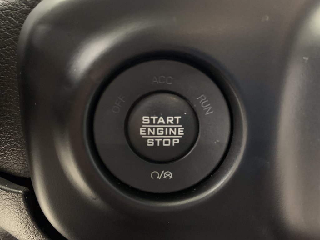 Used 2022 Jeep Gladiator Mojave w/ Cold Weather Group AWD/4WD image 25