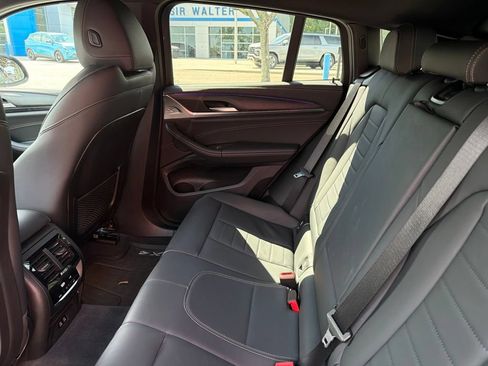 Used 2023 BMW X4 M40i AWD/4WD image 28