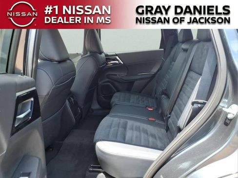 New 2026 Nissan Rogue SL AWD/4WD image 25