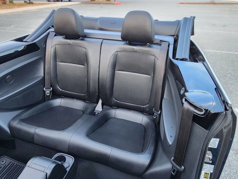 Used 2013 Volkswagen Beetle 2.5 FWD image 22