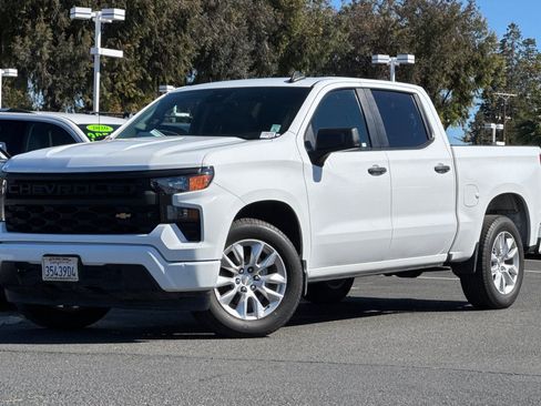 Used 2022 Chevrolet Silverado 1500 Custom RWD image 9
