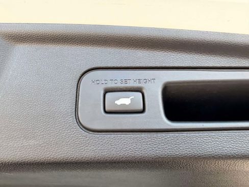 Used 2023 Acura MDX SH-AWD w/ Technology Package image 9