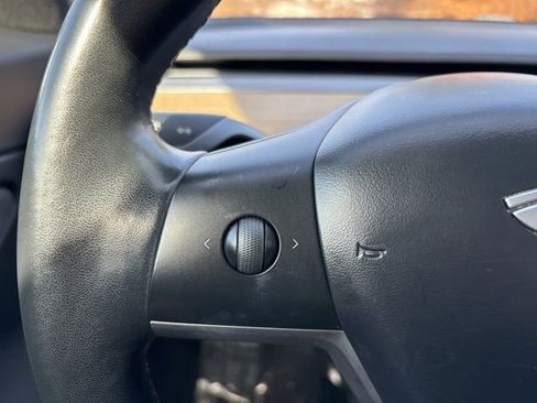 Used 2018 Tesla Model 3 Long Range image 14