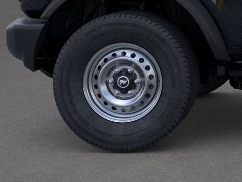 New 2025 Ford Bronco 4-Door AWD/4WD image 21