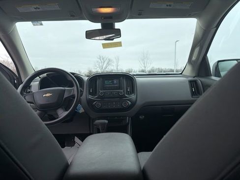 Used 2017 Chevrolet Colorado W/T image 17
