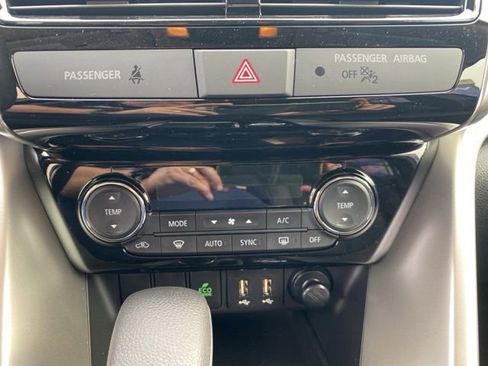 New 2025 Mitsubishi Eclipse Cross SE image 27