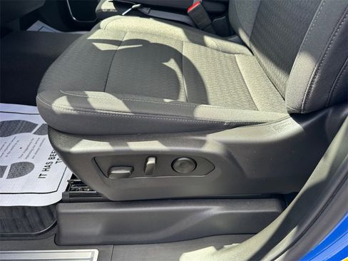 Used 2025 Chevrolet Silverado 1500 LT image 13