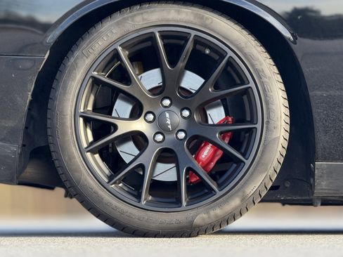 Used 2016 Dodge Challenger SRT Hellcat image 19