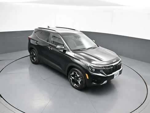 Certified 2025 Kia Seltos S AWD/4WD image 35