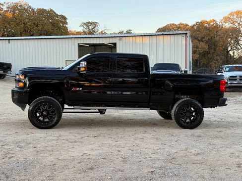 Used 2019 Chevrolet Silverado 2500 LTZ w/ Duramax Plus Package image 7